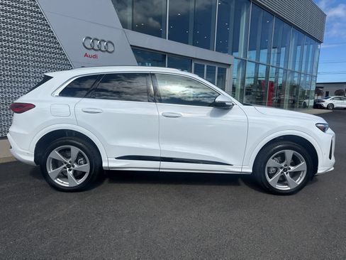 Used 2025 Audi Q5 Premium Plus AWD/4WD image 27