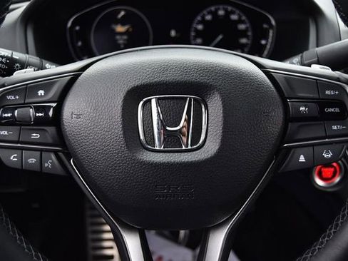 Used 2022 Honda Accord Sport image 19
