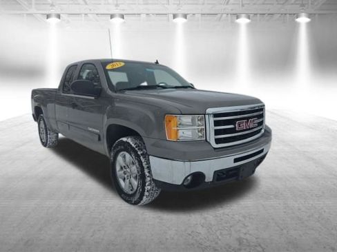 Used 2013 GMC Sierra 1500 SLE w/ Power Tech Package image 2