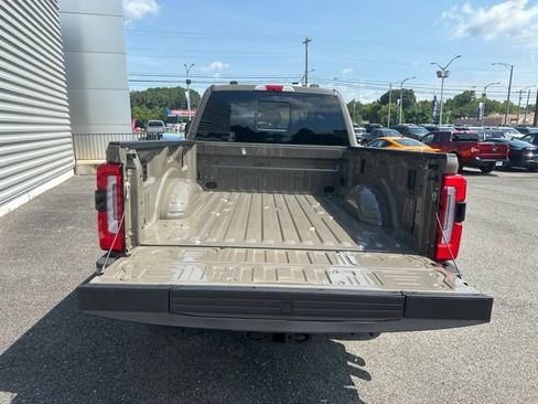 New 2026 Ford F250 Platinum w/ Platinum Plus Package AWD/4WD image 29
