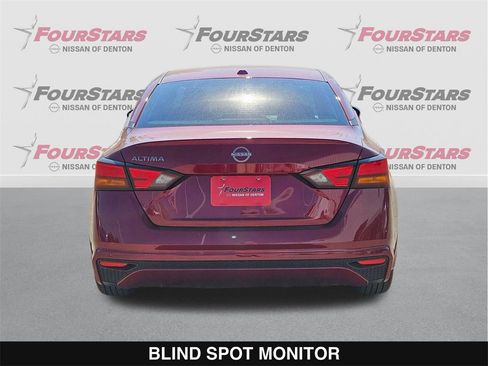 New 2025 Nissan Altima 2.5 SV image 5