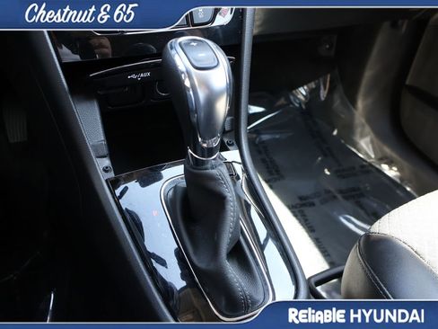 Used 2022 Buick Encore Preferred w/ Safety Package image 37