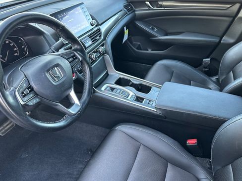 Used 2022 Honda Accord Sport image 9