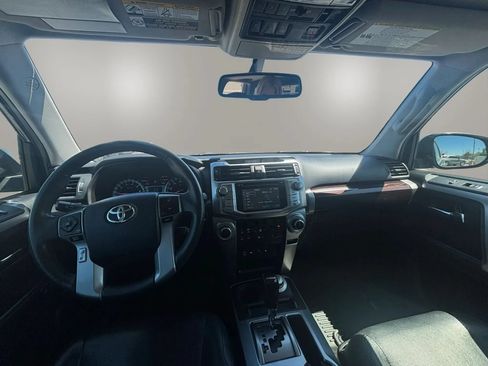Used 2018 Toyota 4Runner Limited AWD/4WD image 17
