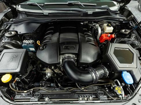 Used 2017 Chevrolet SS Base image 19