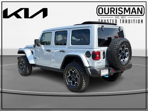 Used 2022 Jeep Wrangler Unlimited Rubicon 4xe w/ Steel Bumper Group AWD/4WD image 3