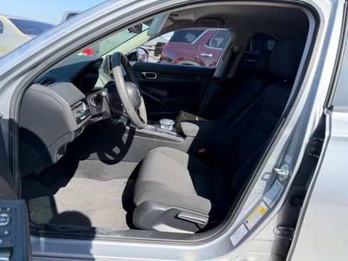 Used 2024 Honda Civic LX image 5