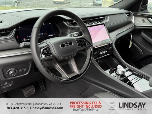 New 2025 Jeep Grand Cherokee Overland w/ Adv Protech Group III AWD/4WD image 17