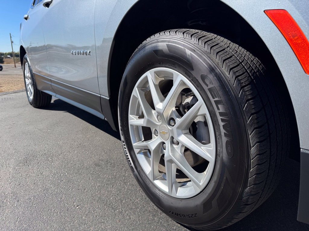 Used 2024 Chevrolet Equinox LT AWD/4WD image 8
