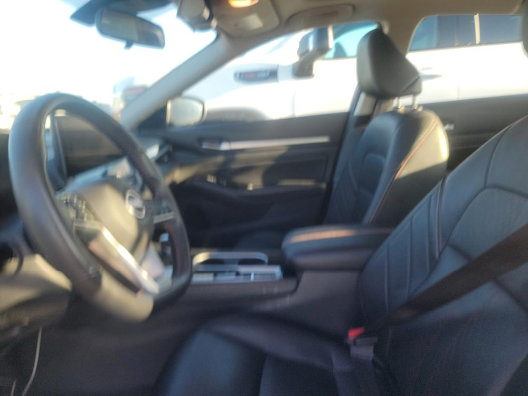 Used 2024 Nissan Altima 2.5 SR w/ SR Premium Package AWD/4WD image 6