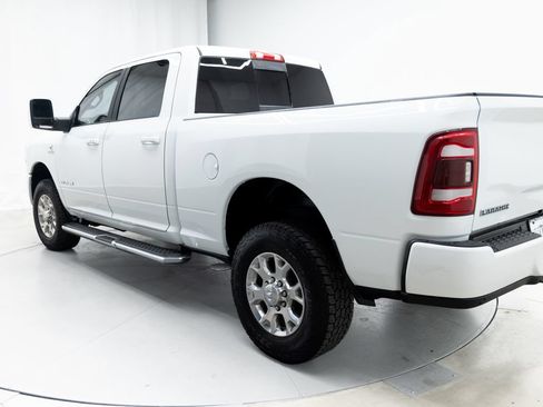 Used 2023 RAM 2500 Laramie AWD/4WD image 12