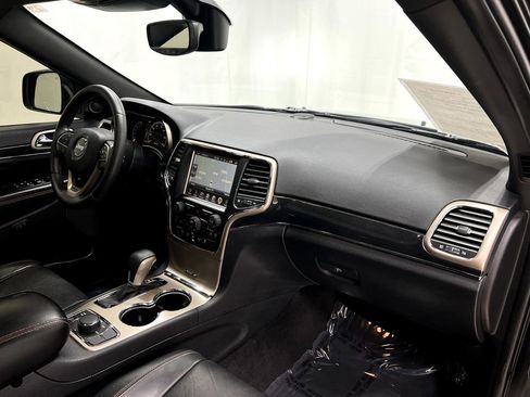 Used 2017 Jeep Grand Cherokee Limited 75th Anniversary image 19