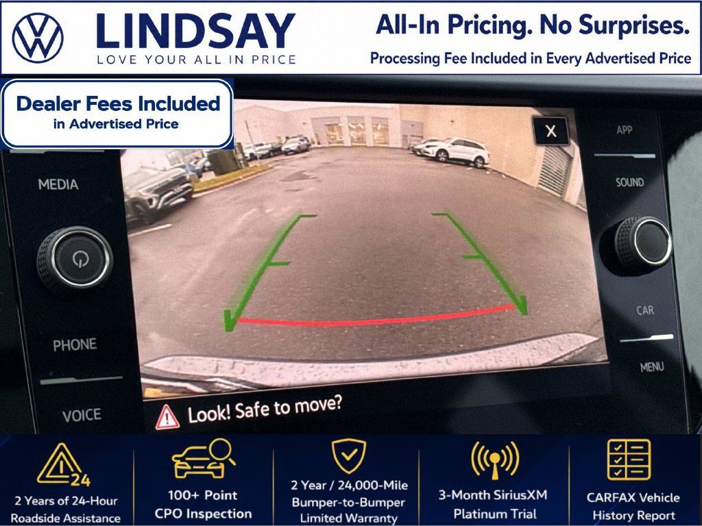 Used 2023 Volkswagen Taos SE w/ Panoramic Sunroof Package FWD image 16
