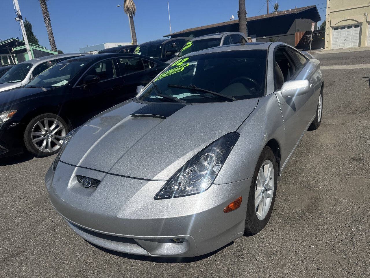 Used 2002 Toyota Celica GT w/ Upgrade Value Pkg FWD image 2