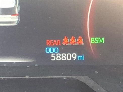 Used 2024 Toyota RAV4 XLE image 14