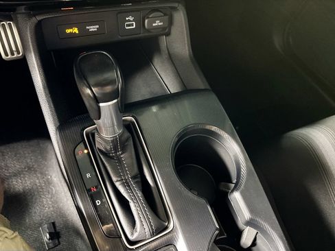 Used 2022 Honda Civic Sport image 17
