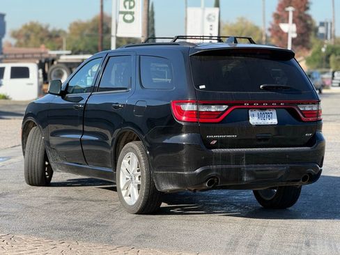 Used 2024 Dodge Durango GT image 2