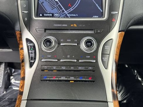 Used 2017 Lincoln MKX Reserve w/ Lincoln MKX Climate Package AWD/4WD image 9