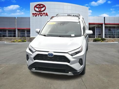 Used 2024 Toyota RAV4 SE AWD/4WD image 61