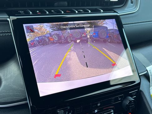 New 2025 Jeep Grand Cherokee L Limited w/ Black Appearance Package image 28