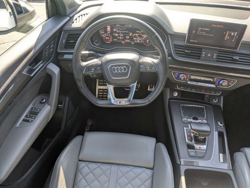 Used 2018 Audi SQ5 Prestige AWD/4WD image 18