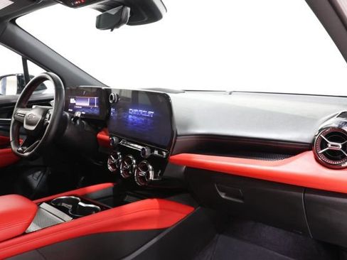 Used 2024 Chevrolet Blazer EV RS RWD image 16