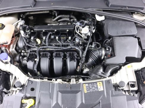 Used 2018 Ford Focus SE image 37