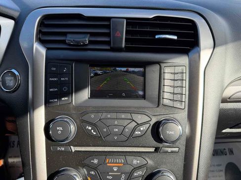 Used 2018 Ford Fusion S image 27