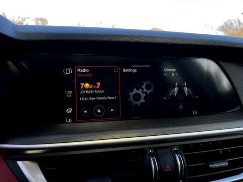 Used 2020 Alfa Romeo Stelvio Ti w/ Nero Edizione image 42