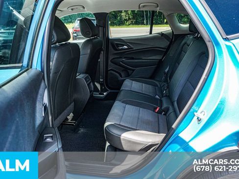 Used 2025 Chevrolet Trax LT FWD image 20