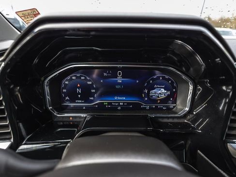 Used 2024 Chevrolet Silverado 1500 RST AWD/4WD image 19