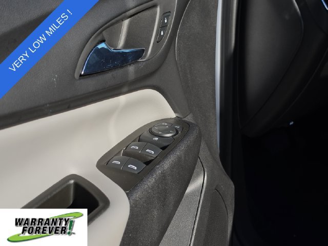 Used 2024 Chevrolet Equinox LS w/ LS Convenience Package FWD image 17