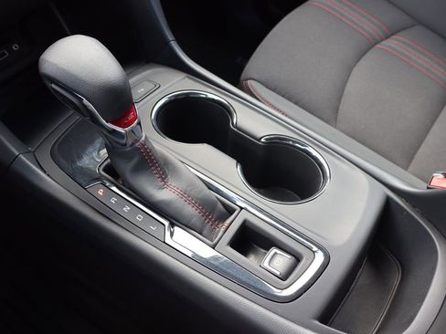 Used 2024 Chevrolet Equinox RS FWD image 8