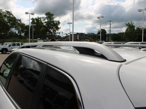 Used 2019 Jeep Cherokee Limited w/ Luxury Group AWD/4WD image 33