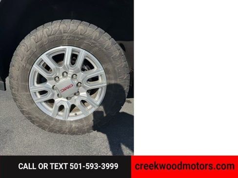 Used 2024 GMC Sierra 2500 SLT w/ SLT Premium Package image 19