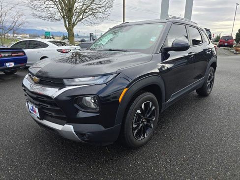Used 2021 Chevrolet TrailBlazer LT w/ Premium Seating Package AWD/4WD image 7