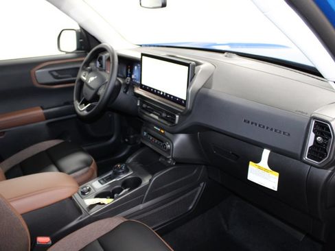 New 2026 Ford Bronco Sport Outer Banks w/ Outer Banks Tech Package+ AWD/4WD image 27
