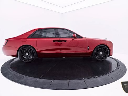 Used 2024 Rolls-Royce Ghost AWD/4WD image 17