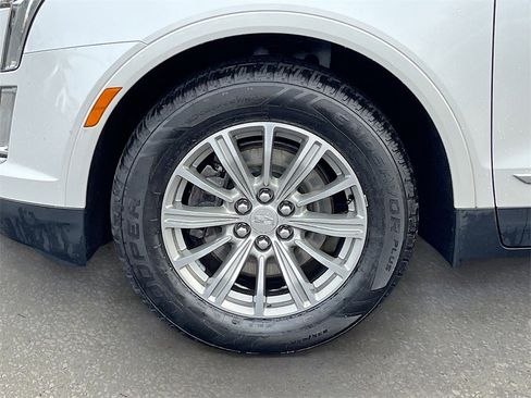 Used 2019 Cadillac XT5 Luxury image 31