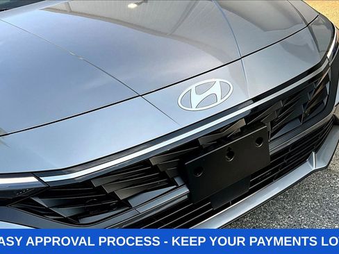 Used 2026 Hyundai Elantra SEL Sport Premium w/ Cargo Package FWD image 39