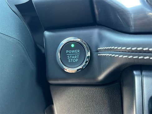 New 2025 Ford F150 Lightning Platinum image 27