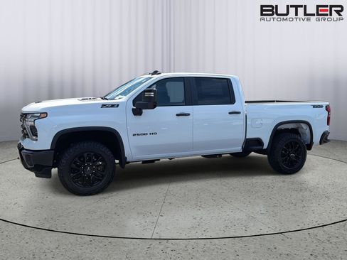 New 2026 Chevrolet Silverado 2500 LT w/ Trail Boss Package AWD/4WD image 3