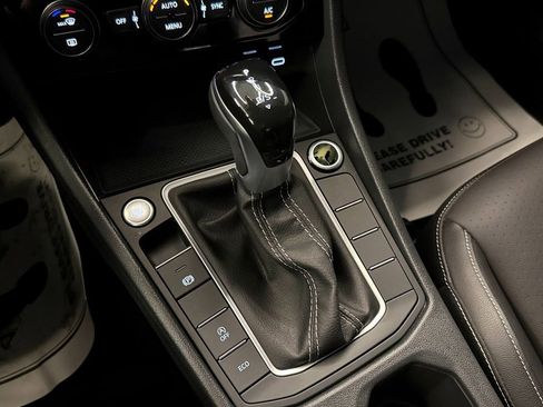 Used 2024 Volkswagen Jetta SE image 16