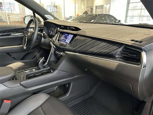 Certified 2024 Cadillac XT6 Premium Luxury w/ LPO, Floor Liner Package image 23
