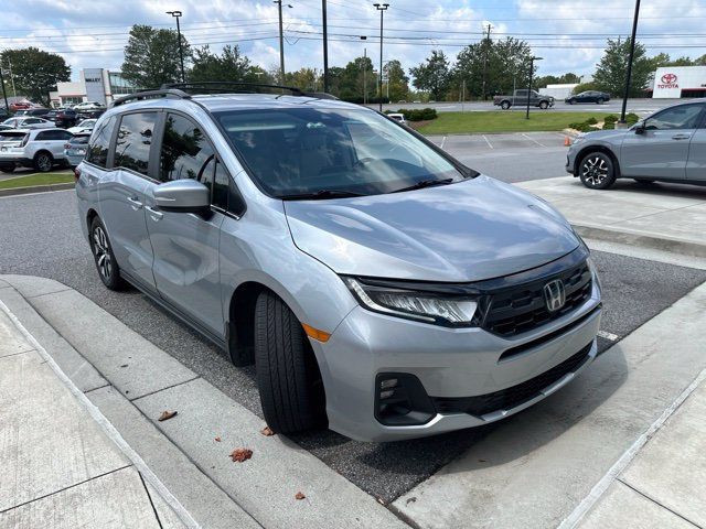 Used 2025 Honda Odyssey EX-L image 5