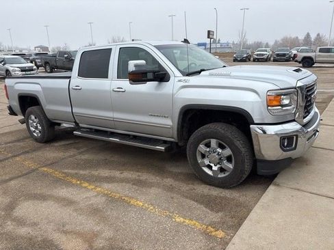 Used 2018 GMC Sierra 3500 SLT w/ Duramax Plus Package image 5