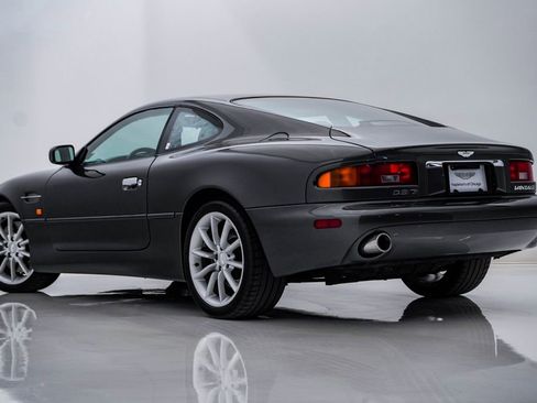 Used 2002 Aston Martin DB7 Vantage RWD image 8