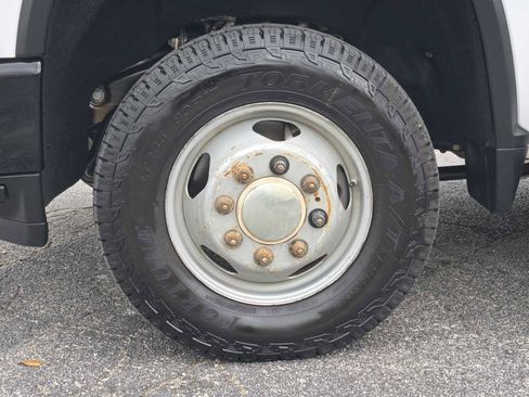 Used 2023 Chevrolet Silverado 3500 W/T w/ WT Convenience Package image 13