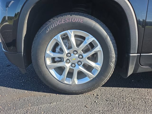 Used 2021 Chevrolet Traverse LS w/ LPO, Floor Liner Package AWD/4WD image 31