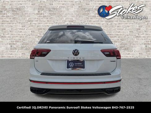 Certified 2023 Volkswagen Tiguan SE R-Line image 5